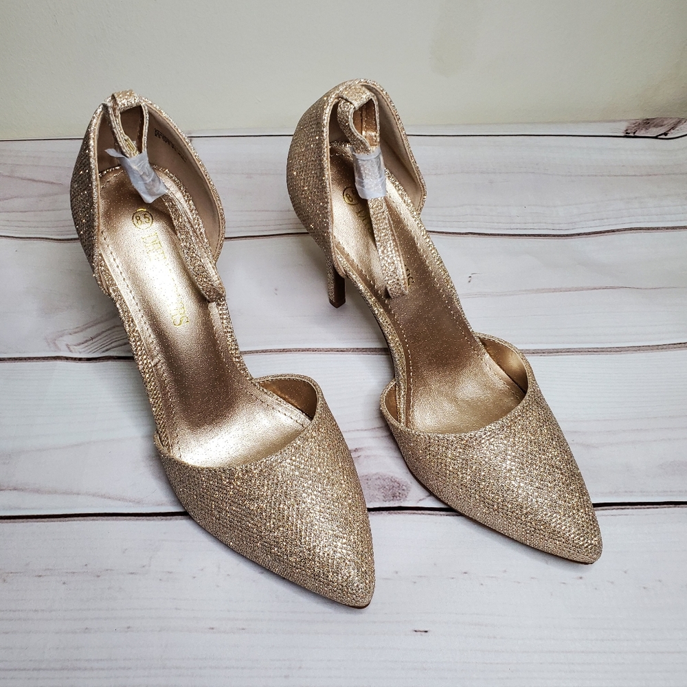 NWOB Dream Pairs Oppointed Lacey in Gold Glitter